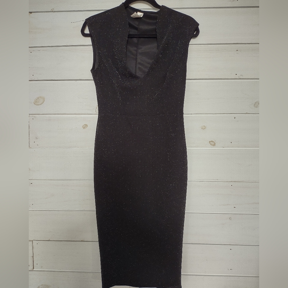Kimcine Curve sleeveless black dress
